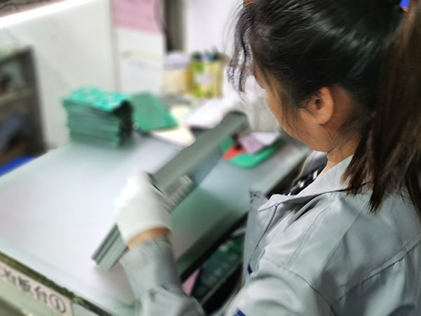 无锡FR4电路板加工厂家哪家好？